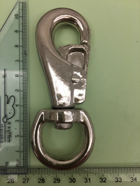 The keychain is simple, beautiful, elegant, lightweight and portable The keychain is simple, beautiful, elegant, lightweight and portable